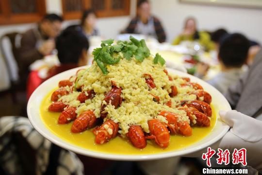 小龍蝦橫行德國柏林 政府鼓勵吃貨們大快朵頤！