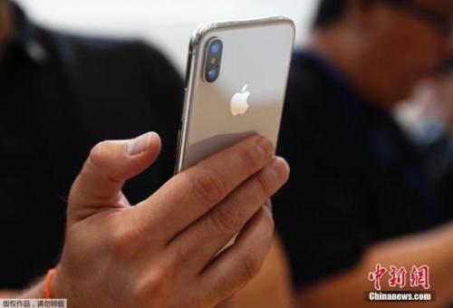 日華媒：愛(ài)手機(jī)多于愛(ài)孩子？家長(zhǎng)應(yīng)設(shè)親子時(shí)間