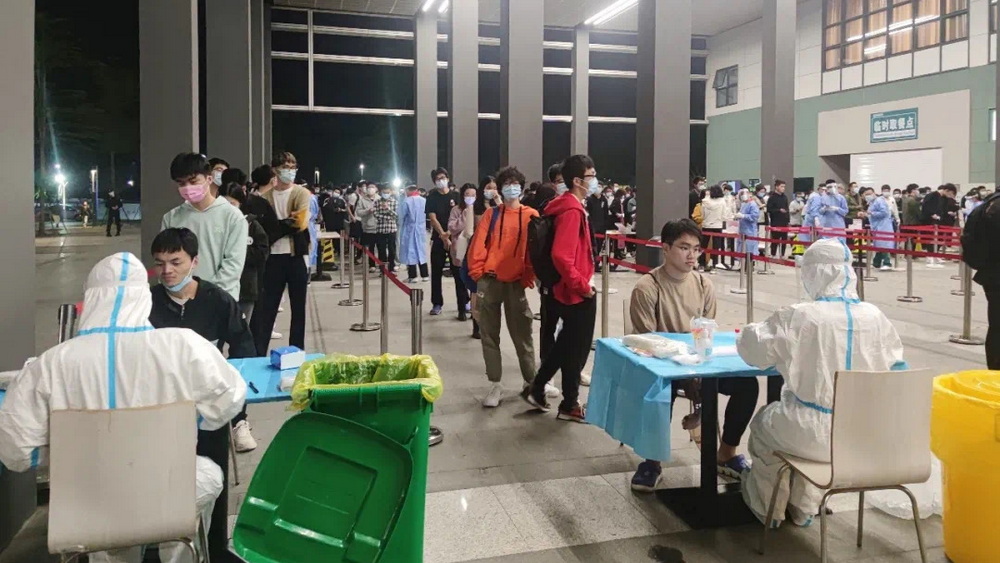 致敬火線戰(zhàn)疫的TA們：感謝你，辛苦了